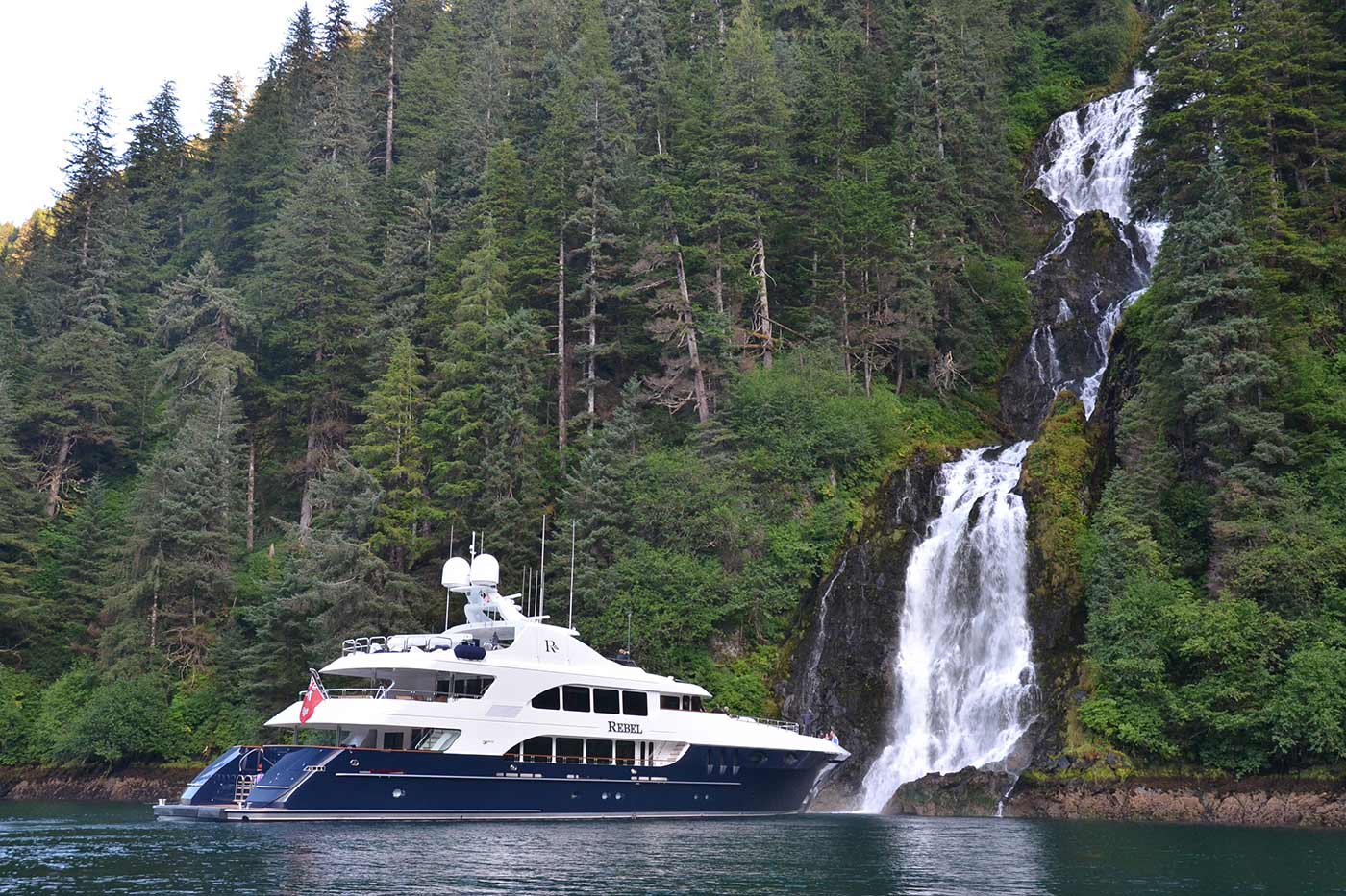 luxury yacht charter alaska